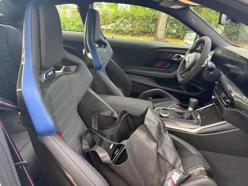 Used 2025 BMW M2 w/ Lighting Package image 9