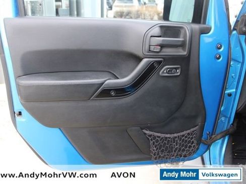 Used 2014 Jeep Wrangler Unlimited Sahara image 20