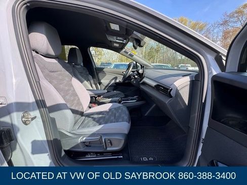 Certified 2022 Volkswagen ID.4 Pro AWD/4WD image 24