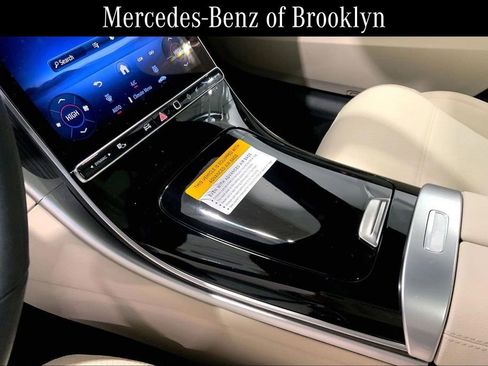 Certified 2025 Mercedes-Benz C 300 4MATIC Sedan image 16