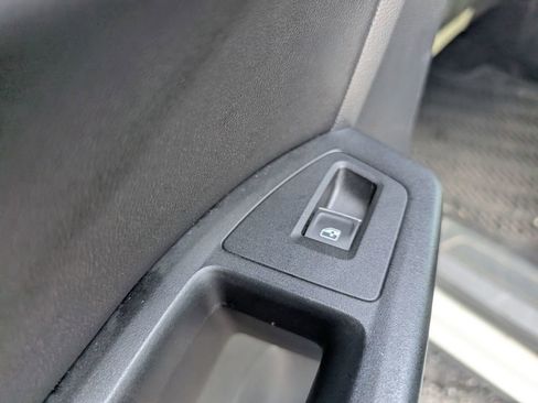 Used 2018 Volkswagen Atlas SE image 11