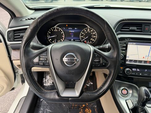 Used 2016 Nissan Maxima Platinum image 23