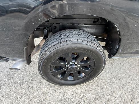 Used 2019 RAM 2500 Big Horn RWD image 13
