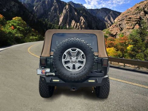 Used 2012 Jeep Wrangler Sahara AWD/4WD image 4