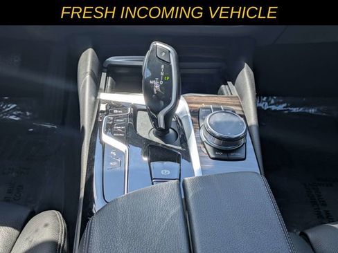 Used 2021 BMW 540i w/ Convenience Package RWD image 17