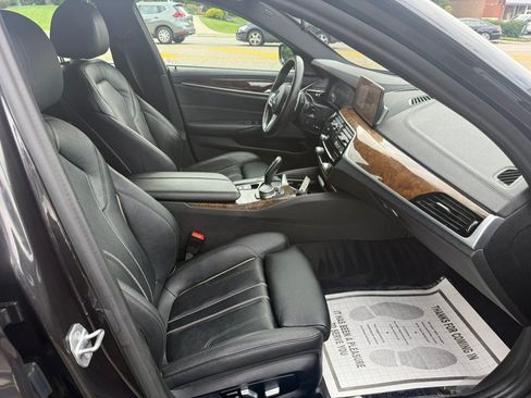 Used 2020 BMW 540i xDrive w/ M Sport Package AWD/4WD image 13
