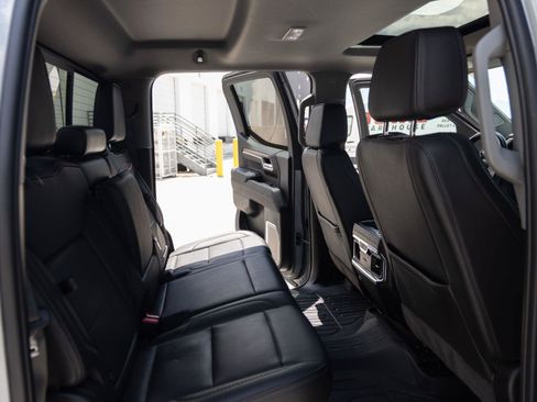 Used 2024 GMC Sierra 1500 Denali AWD/4WD image 18