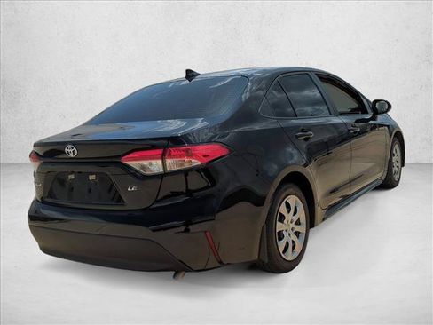 Used 2025 Toyota Corolla LE FWD image 5