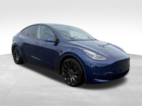 Used 2023 Tesla Model Y Performance image 7