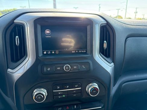 Used 2021 GMC Sierra 1500 4x4 Double Cab w/ Sierra Value Package image 11