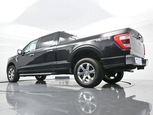 Used 2023 Ford F150 Lariat AWD/4WD image 2