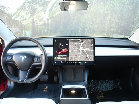 Used 2022 Tesla Model 3 Long Range image 18