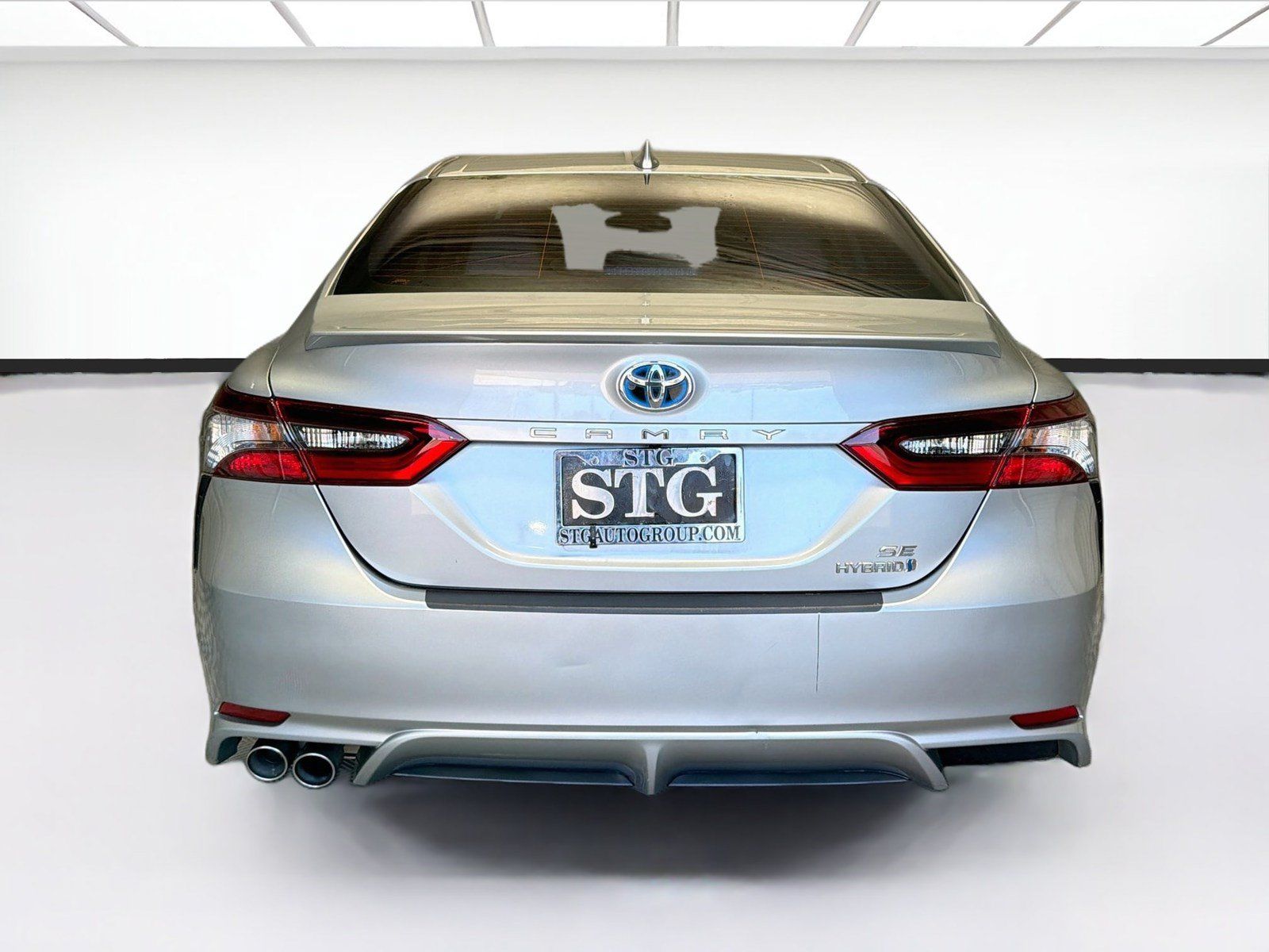 Used 2021 Toyota Camry SE FWD image 5