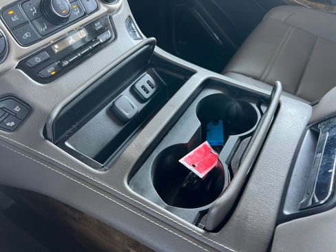 Used 2016 GMC Yukon Denali w/ Open Road Package image 24