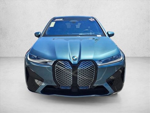 Certified 2024 BMW iX xDrive50 w/ Premium Package AWD/4WD image 2