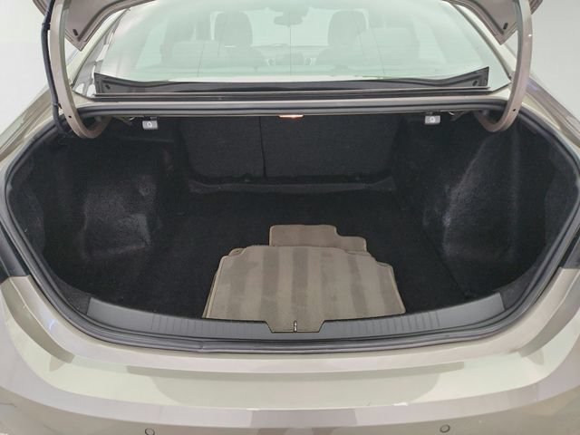 Used 2024 Chevrolet Malibu LT FWD image 30