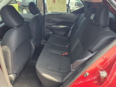 Used 2024 Nissan Kicks SV FWD image 11
