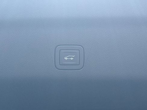 New 2026 GMC Yukon XL Elevation w/ Elevation Premium Package AWD/4WD image 36