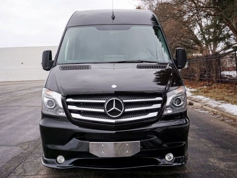 Used 2014 Mercedes-Benz Sprinter 2500 image 10