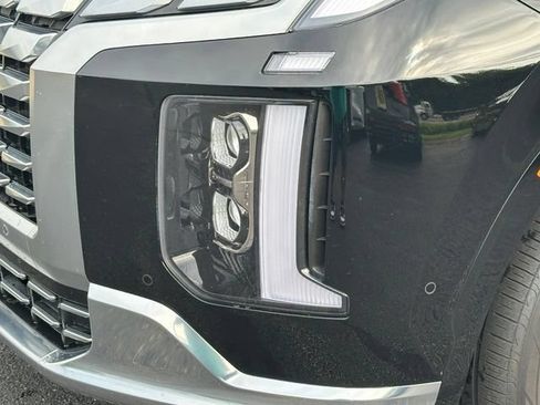 Used 2023 Hyundai Palisade Calligraphy w/ Cargo Package AWD/4WD image 9