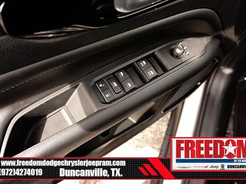 New 2026 Jeep Compass Latitude AWD/4WD image 39