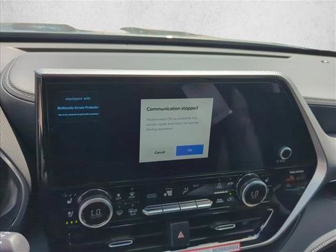 New 2026 Toyota Highlander Platinum AWD/4WD image 24