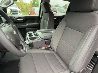 New 2026 Chevrolet Silverado 1500 Custom w/ Turbomax Blackout Package