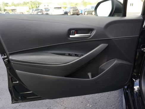 Used 2022 Toyota Corolla SE FWD image 25