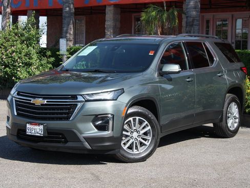Used 2022 Chevrolet Traverse LT image 4