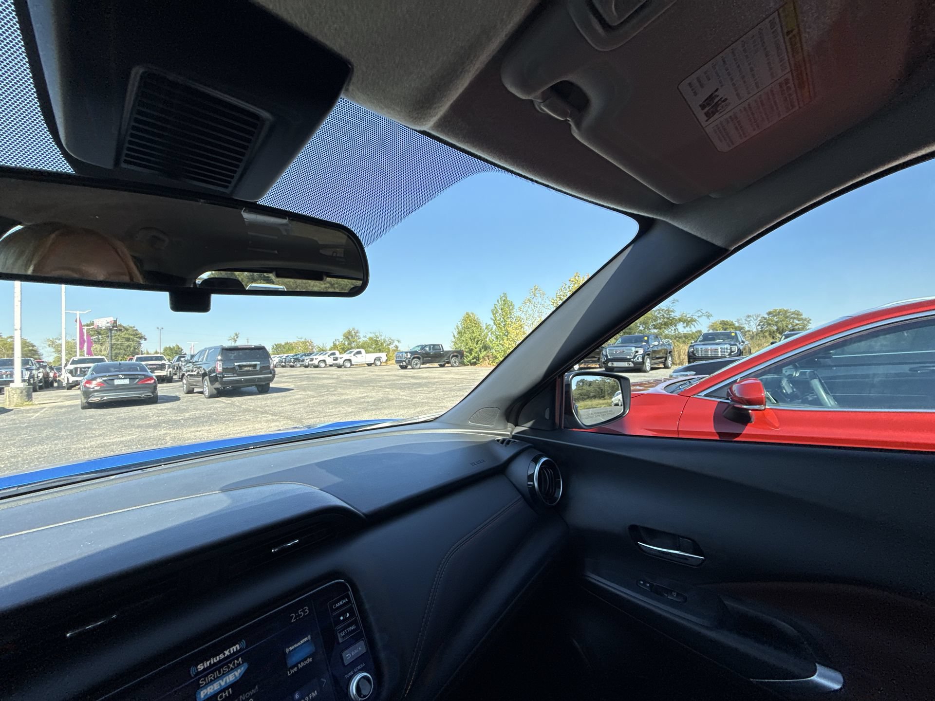 Used 2023 Nissan Kicks SR FWD image 13