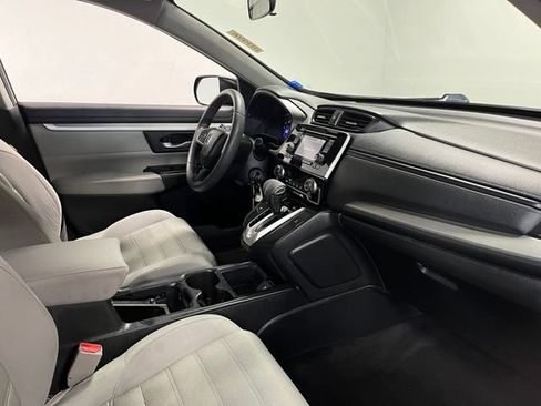 Used 2017 Honda CR-V LX image 11