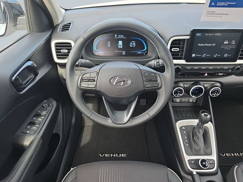 Certified 2026 Hyundai Venue SEL FWD image 14
