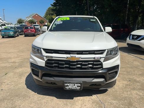 Used 2022 Chevrolet Colorado LT w/ Fleet Safety Package AWD/4WD image 2