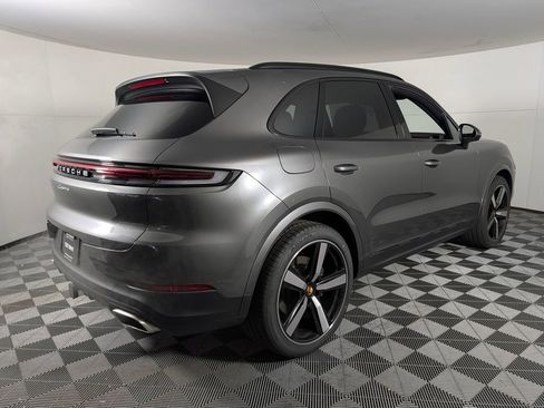 New 2026 Porsche Cayenne image 7