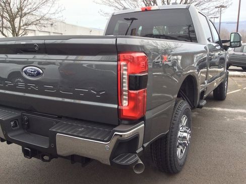 New 2026 Ford F350 Lariat image 16