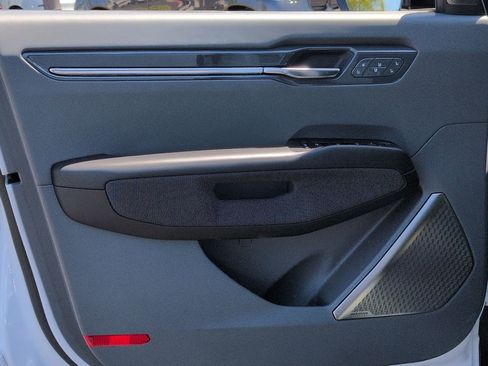 Used 2026 Kia EV9 GT-Line AWD/4WD image 14