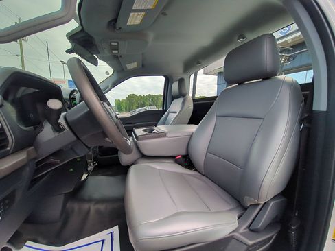 Used 2024 Ford F150 XL RWD image 24