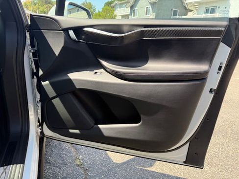 Used 2016 Tesla Model X 90D image 20