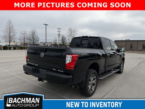 Used 2019 Nissan Titan SL w/ Chrome Package image 5