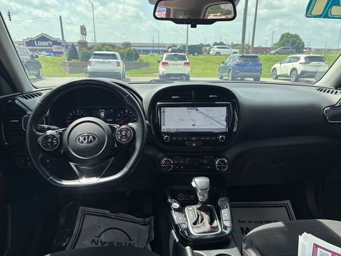 Used 2021 Kia Soul Turbo FWD image 18