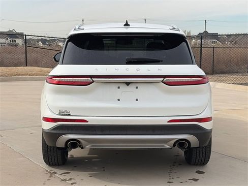 Used 2022 Lincoln Corsair AWD w/ Equipment Group 101A image 8