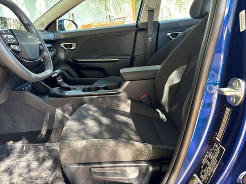 Used 2026 Kia K4 FWD image 25