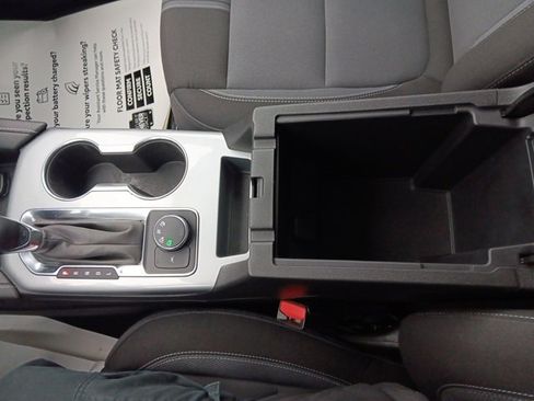 Used 2023 Chevrolet Blazer LT image 17