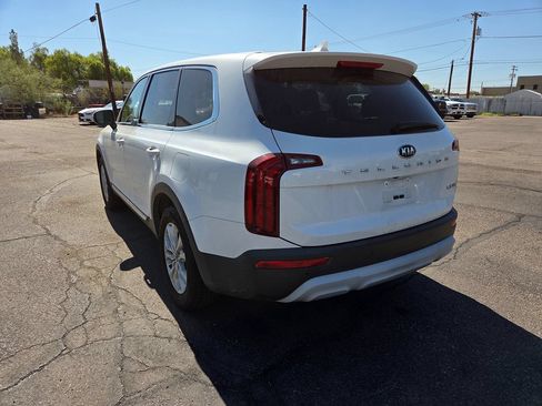 Used 2020 Kia Telluride LX FWD image 5