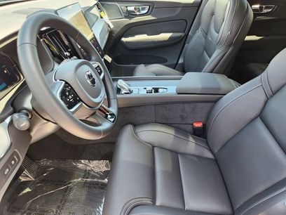 New 2026 Volvo XC60 T8 Ultra w/ Climate Package