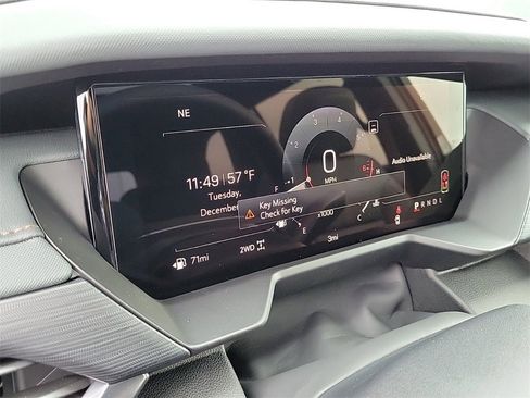 New 2026 GMC Acadia AT4 w/ Luxury Package image 24