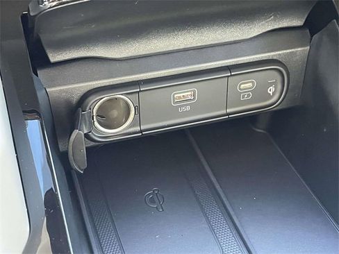 New 2025 Kia Telluride S image 40