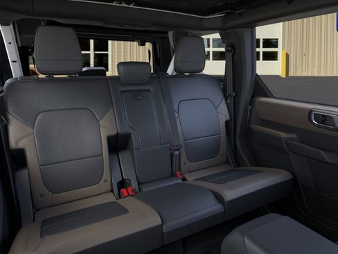 New 2023 Ford Bronco Wildtrak image 11