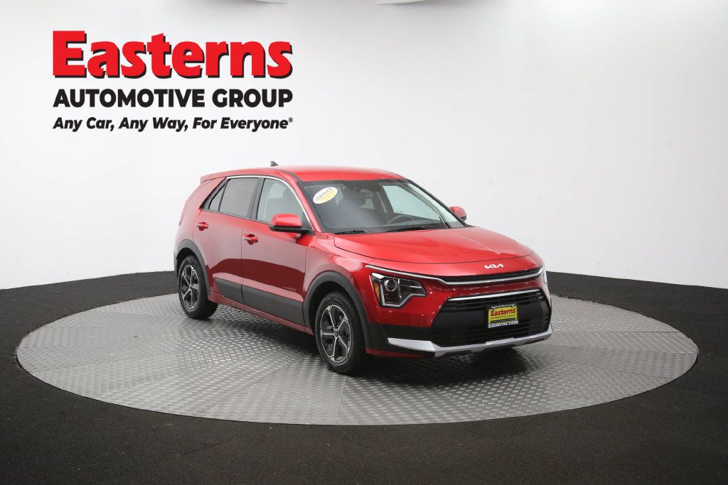 Used 2025 Kia Niro LX FWD image 50