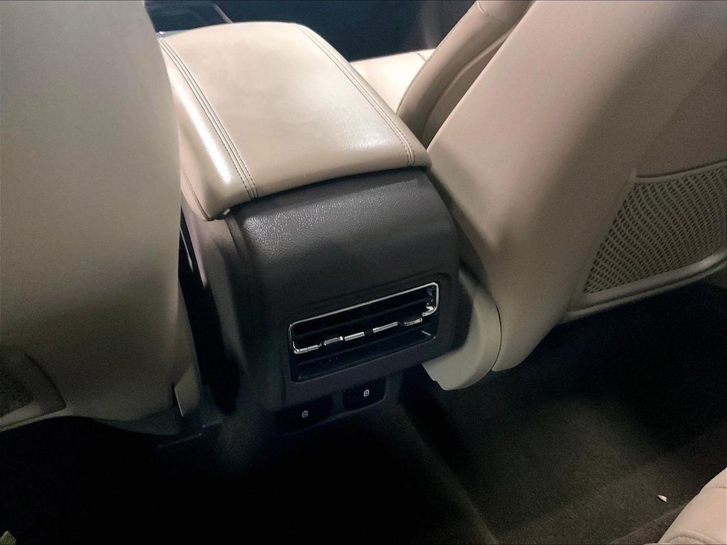 Used 2023 Lincoln Corsair AWD w/ Equipment Group 101A image 28